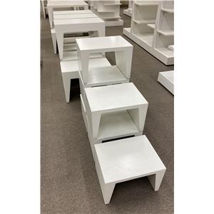 Lot 58

Assorted Sizes of White Display Tables